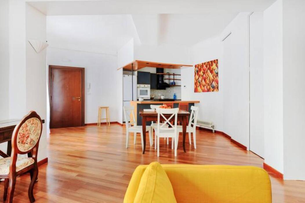 Pagano & Cenacolo Bright Apartment ミラノ エクステリア 写真