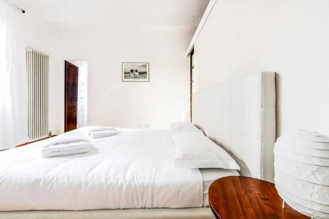 Pagano & Cenacolo Bright Apartment ミラノ エクステリア 写真